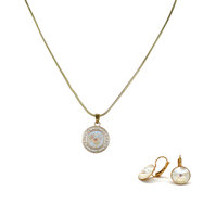 NECKLACE AND EARRING SET OF SWAROVSKI RIVOLI STONES - CREAMY OPAL